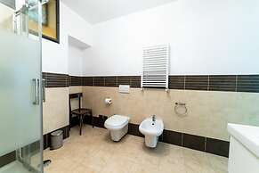 Via Atri 25 in Naples