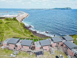 Haeilri Pool & Spa Hotel