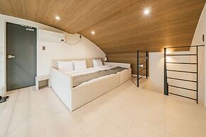 Haeilri Pool & Spa Hotel