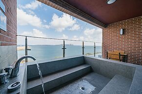 Haeilri Pool & Spa Hotel