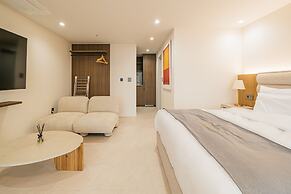 Haeilri Pool & Spa Hotel