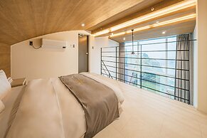 Haeilri Pool & Spa Hotel