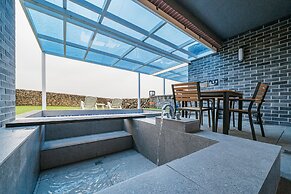 Haeilri Pool & Spa Hotel