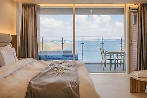 Haeilri Pool & Spa Hotel