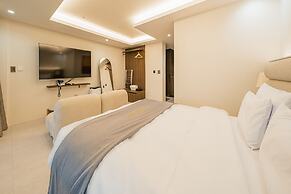 Haeilri Pool & Spa Hotel