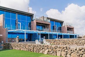Haeilri Pool & Spa Hotel