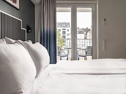 Numa Düsseldorf Leo