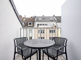 Numa Düsseldorf Leo