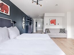 Numa Düsseldorf Leo