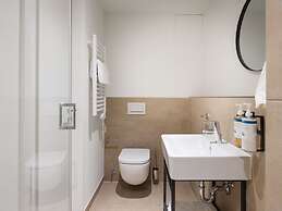 Numa Düsseldorf Leo