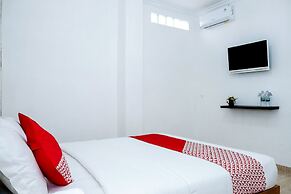 OYO 1454 111 Residence