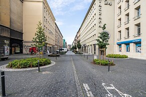 Poznań Center Apartment by Renters