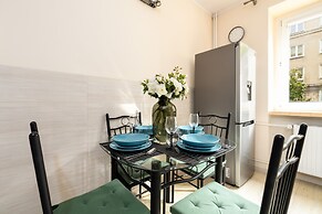 Poznań Center Apartment by Renters