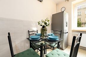 Poznań Center Apartment by Renters