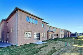 GLOBALSTAY 4-Bd House Near Lake Simcoe