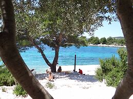 Heated Infinity Pool, Family Apartment With Panoramic sea View 3