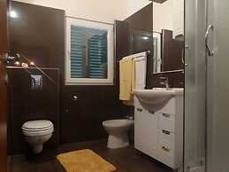 Heated Infinity Pool, Family Apartment With Panoramic sea View 3