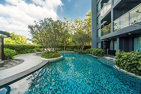 Apartment at Aristo Resort by Lofty