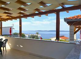 Heated Swimming Pool, Family Apartment With Panoramic sea View a1
