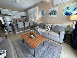 2 Units, 1 Price! Group Bundle! Sleeps 8! # Beach House!