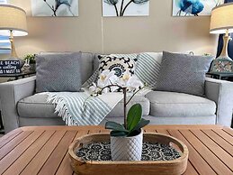 2 Units, 1 Price! Group Bundle! Sleeps 8! # Beach House!