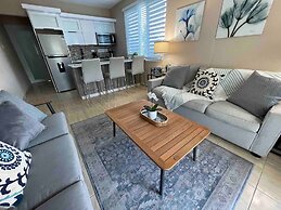 2 Units, 1 Price! Group Bundle! Sleeps 8! # Beach House!