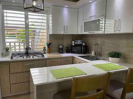 2 Units, 1 Price! Group Bundle! Sleeps 8! # Beach House!