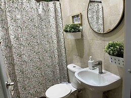 2 Units, 1 Price! Group Bundle! Sleeps 8! # Beach House!