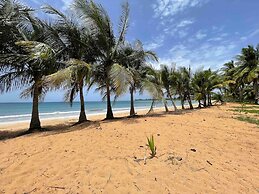 2 Units, 1 Price! Group Bundle! Sleeps 8! # Beach House!