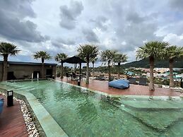 Apartment at Citygate by Lofty