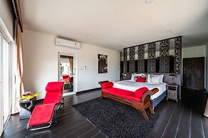 Kinnaree Grand Villa