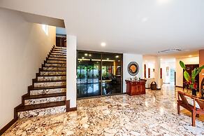 Kinnaree Grand Villa