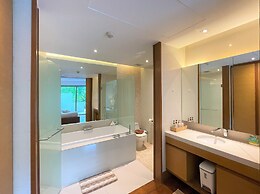 Pearl of Naithon Resort by Lofty