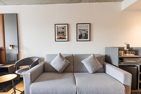 The Londoner Hotel St. Julians