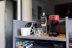 The Londoner Hotel St. Julians