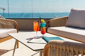 The Londoner Hotel St. Julians