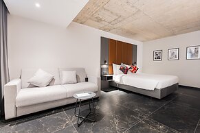 The Londoner Hotel St. Julians