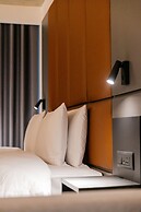 The Londoner Hotel St. Julians