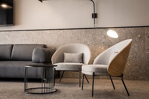 The Londoner Hotel St. Julians