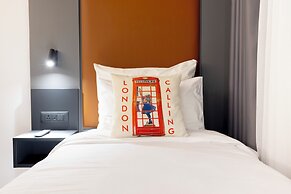 The Londoner Hotel St. Julians