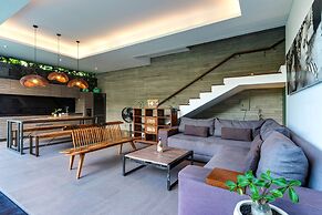 Best Seller 2 Bedrooms Villa in Central Seminyak