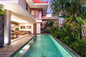 Best Seller 2 Bedrooms Villa in Central Seminyak