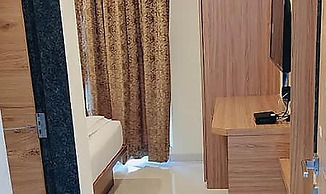 Fabhotel Ch Homes & Suites