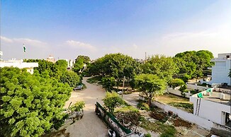 Fabhotel Doom Stay Inn