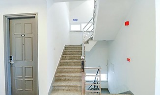 Fabhotel Doom Stay Inn