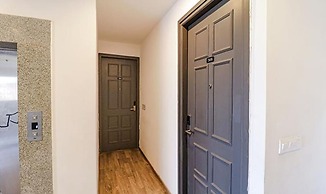 Fabhotel Doom Stay Inn