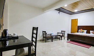 Fabhotel Wildflower Inn