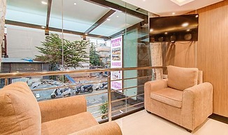 Fabhotel The Rs Suites