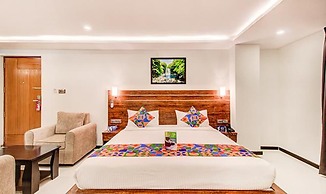 Fabhotel The Rs Suites