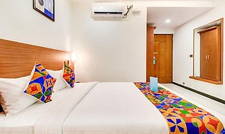 Fabhotel The Rs Suites